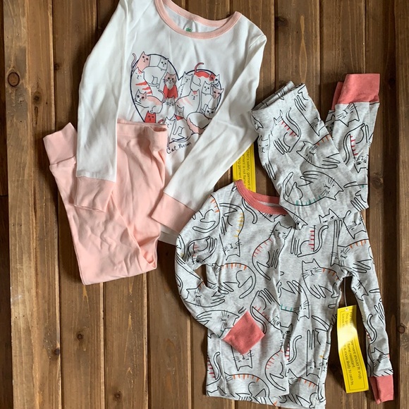 dip Other - 2 pairs of pjs one is 3T one is 4T